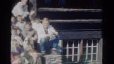 California USA (1954): Many Kids Sited And Waving At The Same Time To Who Record