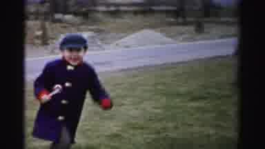 Albany New York (1955): Kids Running Around In Circles