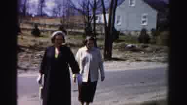 Albany New York (1955): Vintage 1940s Video Of Two Women Walking Across Sandy Road