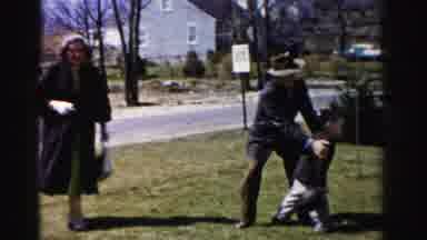 Albany New York (1955): Family Chaos As If It Never Occurs