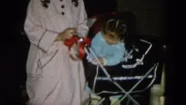 Hicksville New York (1956): My Little Niece Go A Baby Stroller For Herself And