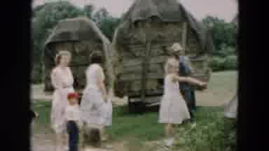Hicksville New York (1957): To Little Child Are Enjoying The Garden In The
