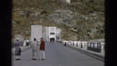 Montana USA (1958): One Of The Family Members Are In The Bridge To Talking A Photo