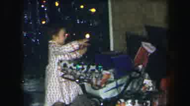 Lynbrook New York (1971): Two Children Inside Of A House Looking At Some Presents