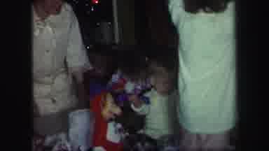 Lynbrook New York (1971): Children Showing His Toys