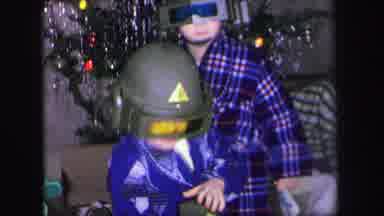 Lynbrook New York (1971): Two Childrens Are Playing With Toy Gun And Wearing Toy