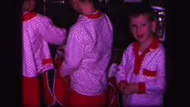 Lynbrook New York (1971): The Childrens Are Wearing Same Costume For Enjoying The