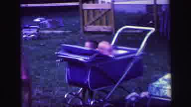 Lynbrook New York (1971): Two Brother Fighting And Accidently Pushed The Blue