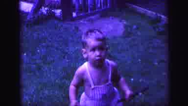 Lynbrook New York (1971): Two Cute Childs Playing In Garden Walking In Grass At