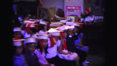 Lynbrook New York (1971): Class Of Elementary School Kids Wearing Graduation Caps