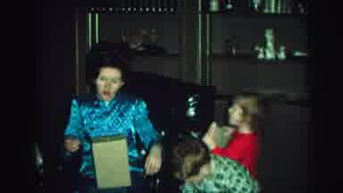 Lynbrook New York (1973): Family Opening Presents With Siblings And Mother Night