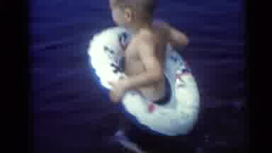 Camden New Jersey USA (1959): A Little Childrens Are Playing In The Sea Shore They
