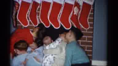 Catskill New York USA (1959): Kids Looking For Santa Up The Chimney