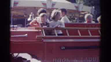 Catskill New York USA (1959): In The Park The Childrens Are Playing And Near The
