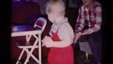 Hagerstown Maryland USA (1959): Little Girl And Little Boy Smiling For The Camera