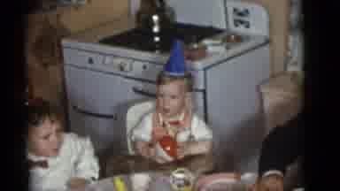Camden New Jersey (1960): The Children Is Playing Very Happily In The House