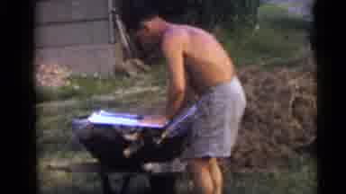 Camden New Jersey USA (1960): Men Is Working