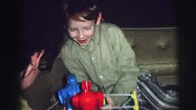 Lynbrook New York (1976): The Childrens Are Playing A Toy In The Up Of The Sofa