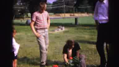 Hagerstown Maryland Usaa (1963): Putting Flowers In Loved Ones Grave