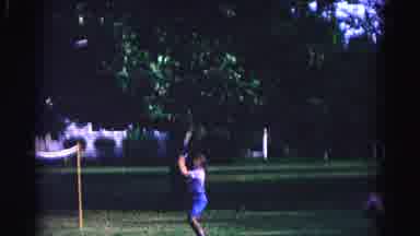 Hagerstown Maryland Usaa (1963): A Day At The Park Including A Family Bad Mitten