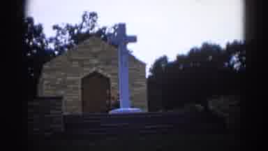 Illinois USA (1962): Church Front Cross