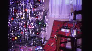 Hagerstown Maryland USA (1962): The Night That Santa Visited The House And Left
