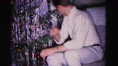 Hagerstown Maryland USA (1962): Vintage Scene Of Man Organizing Bottom Of Silver