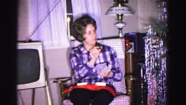 Hagerstown Maryland USA (1962): Mom Looking And Curious Gift For Xmas