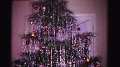 Hagerstown Maryland USA (1962): Old Time Real Christmas Tree In Tinsel And The Big