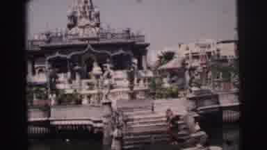 Calcutta India (1962): Large Image Of India Religious Temple With Devotees Bathing