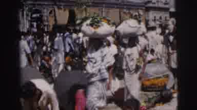 Calcutta India (1962): Men And Women Carry Objects On Their Heads While Others Go