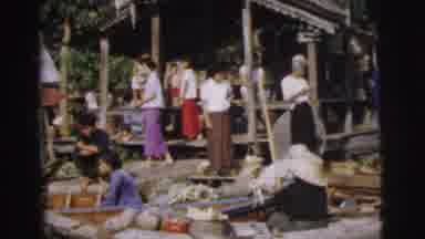 Calcutta India (1962): The Peoples Are Purchasing The Vegetables On The Boat