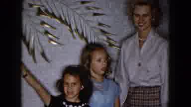 South Carolina USA (1961): A Beautiful Mother And Her Lovely Daughters Pointing