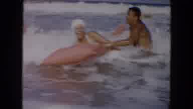 South Carolina USA (1961): Fun Day At The Beach With The Family