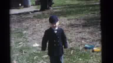 Camden New Jersey USA (1961): The Two Babies Are Talking In The Garden And To Take