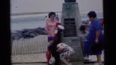 Camden New Jersey USA (1961): Family By Base Of Lighthouse