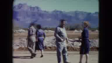 Nevada USA (1960): People Walking In The Desert