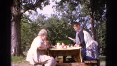 Catskill New York US (1962): The People Was Eating Outside The House