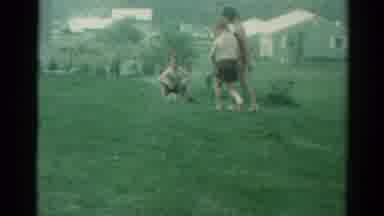 Catskill New York US (1962): The Three Girls Are Playing Very Well In The Garden