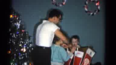 Catskill New York USA (1962): Christmas Morning With The Children