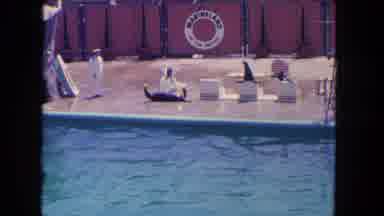 Los Angeles California USA (1962): Seals Being Trained To Get On Platforms Next To