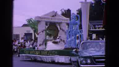 Barrington Illinois USA (1963): Look Like A Parades People Are Dress Up