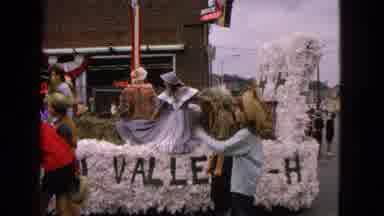 Barrington Illinois USA (1963): It Is The Very Beautiful Place It's Going On Some