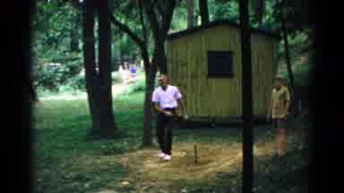Cold Springs New York USA (1963): Family Outdoor Games