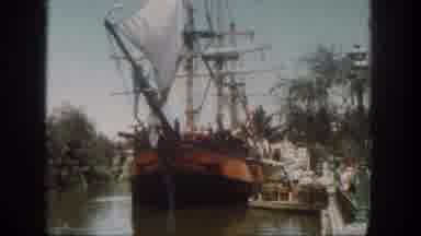 Disneyland California (1962): The Lot Of Persons Are Going To The Harbor Very
