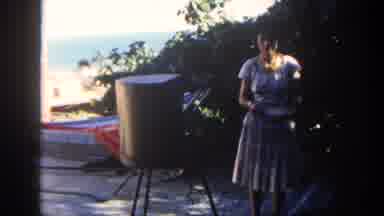 San Diego California (1962): Lady Shooting Cat