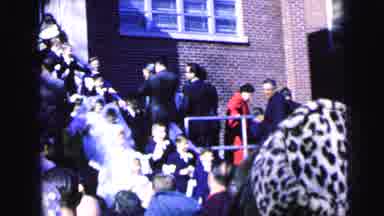 Camden New Jersey (1964): People Are All In The Building