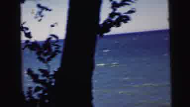 Camden New Jersey USA (1964): Radiant Holiday And A Bright Photo In Front Of The