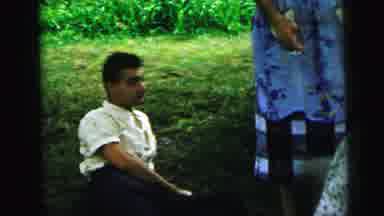 Camden New Jersey USA (1964): The Family Members Are In The Garden To Fully