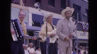Harvard Illinois USA (1964): The Musicians Ar Doing In The Stage Very Interesting